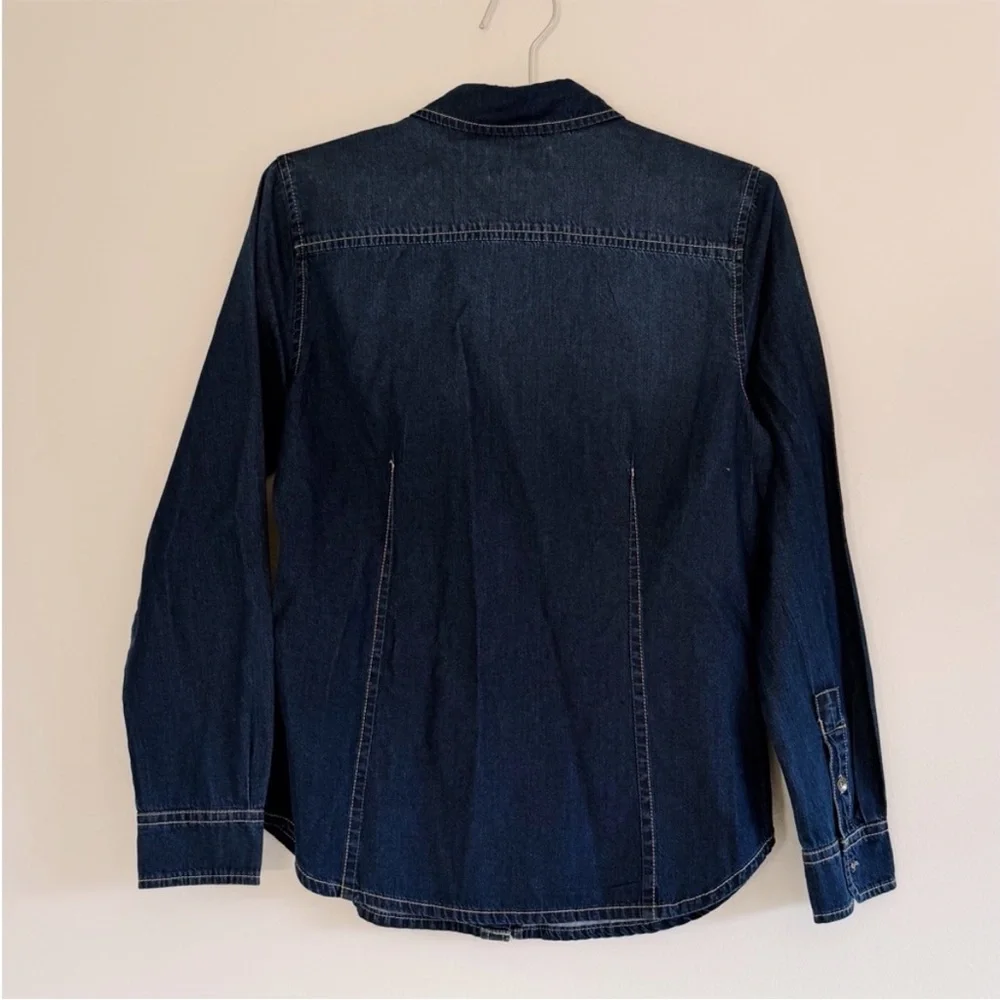 Top - Picture 4 of 7